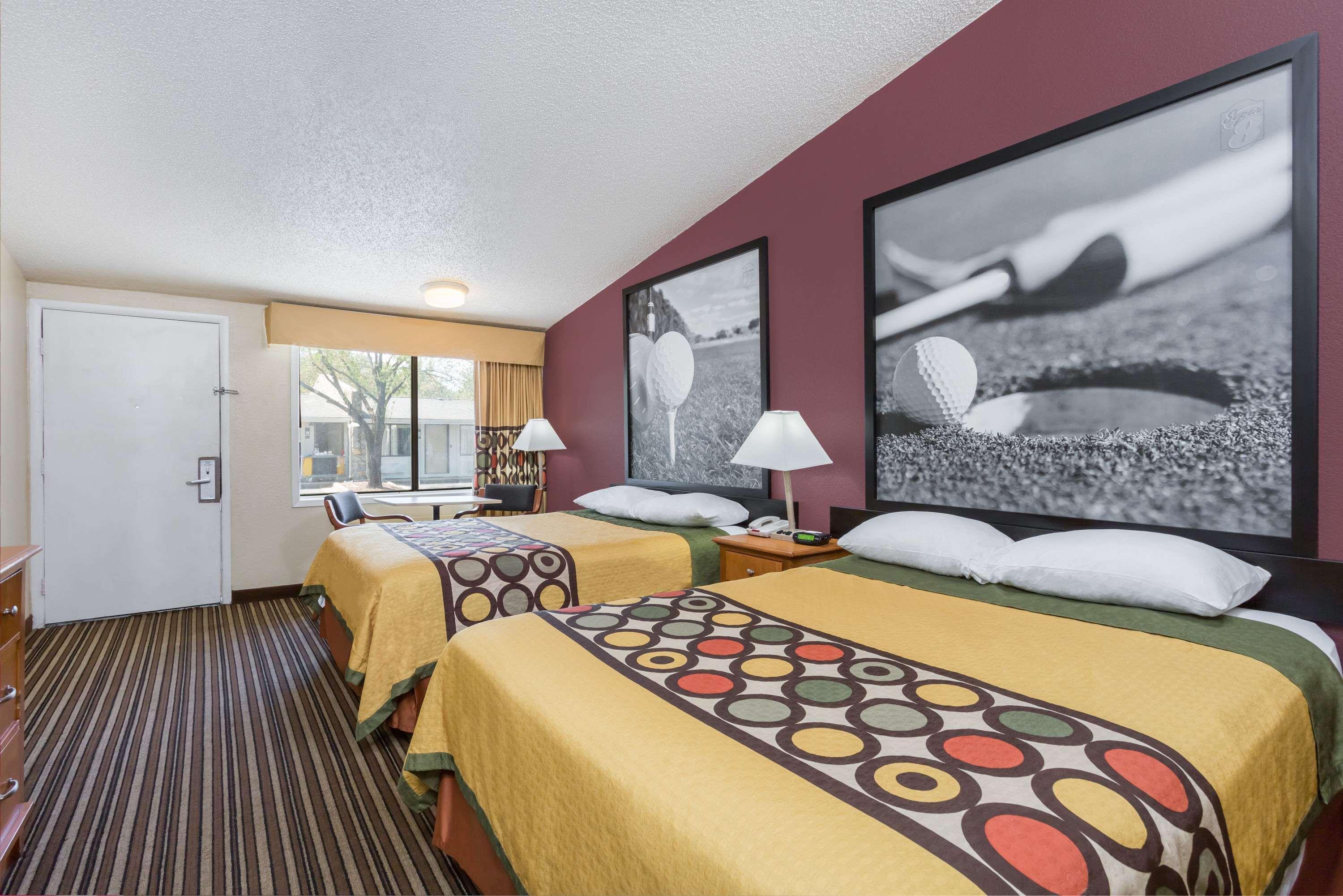 Super 8 by Wyndham Aberdeen Southern Pines Buitenkant foto