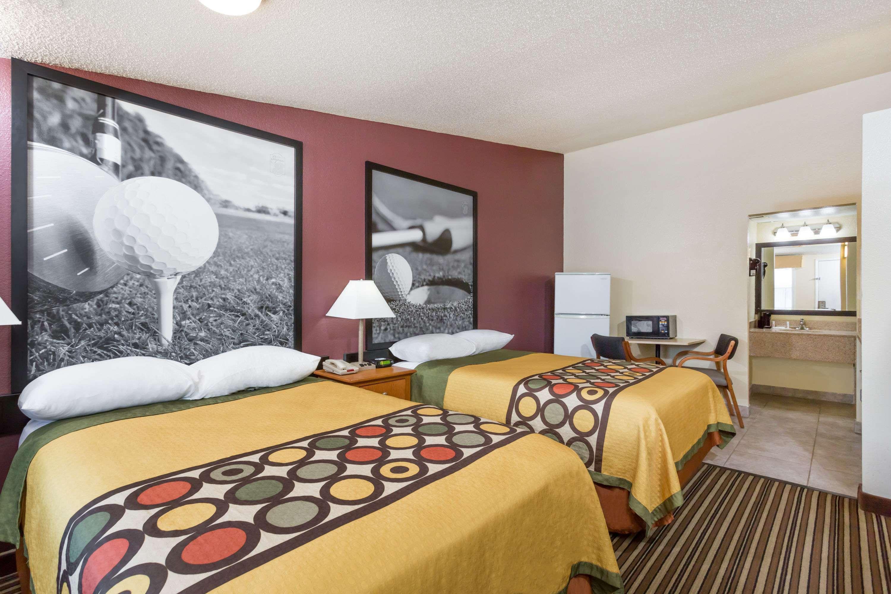 Super 8 by Wyndham Aberdeen Southern Pines Buitenkant foto